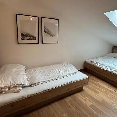3br Duplex Flat - 300m To City Express Gondola !!! If You Want To Book, Please Contact On Whtsapp - 0034-635-518-057 !!!! Thanks!!!! Appartement *